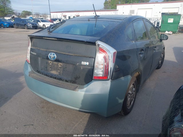 TOYOTA PRIUS - 4