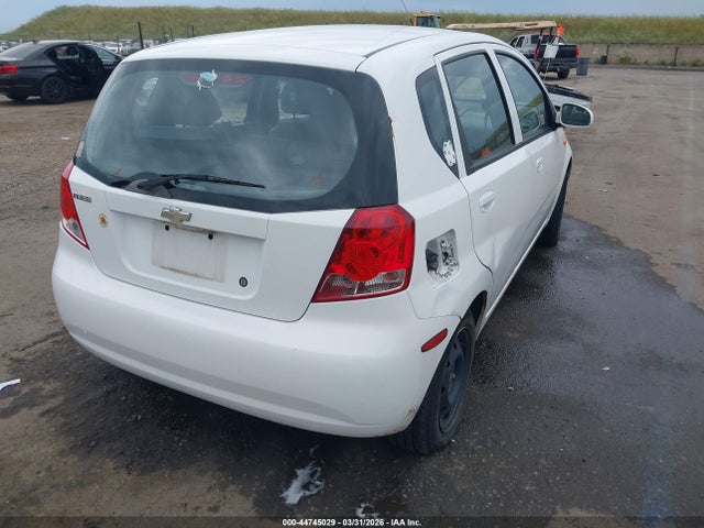 CHEVROLET AVEO - 4