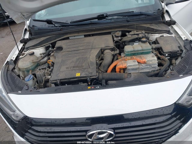 HYUNDAI IONIQ HYBRID BLUE - 10