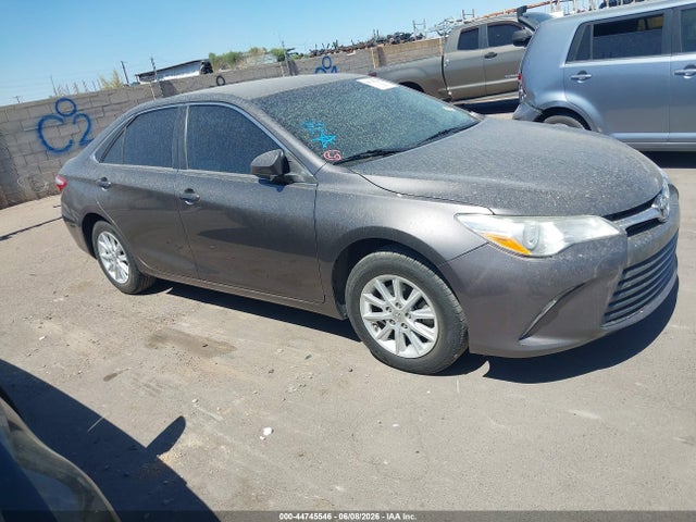2015 TOYOTA CAMRY LE