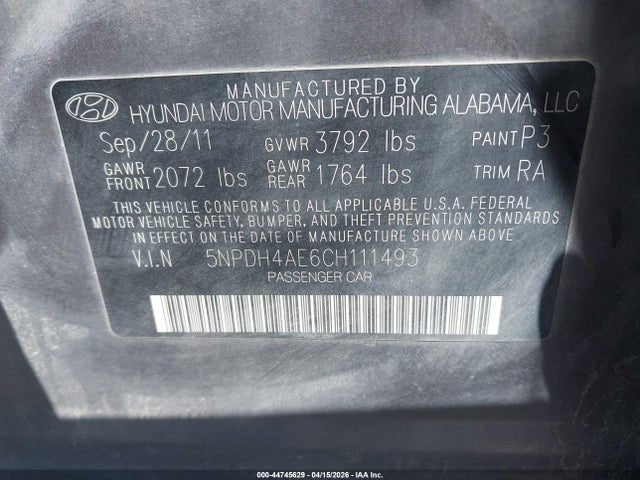 HYUNDAI ELANTRA LIMITED - 9