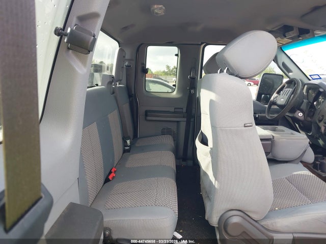 FORD F-250 XLT - 8