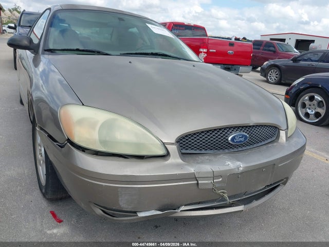 FORD TAURUS SE - 6