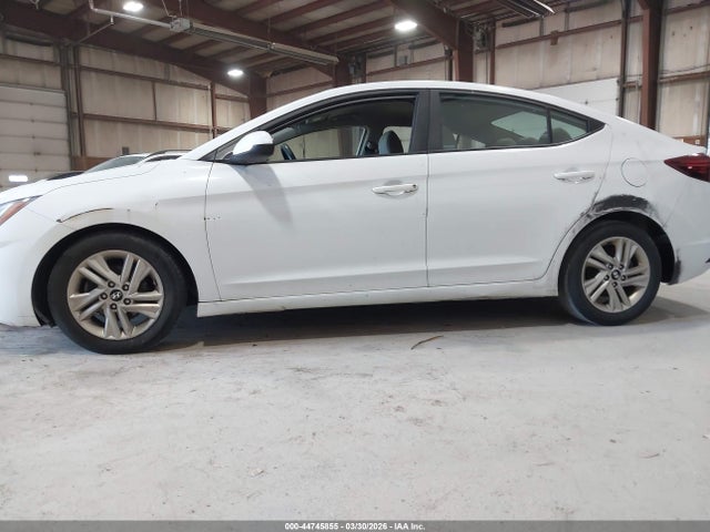 HYUNDAI ELANTRA SEL - 6