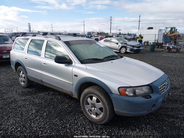 2003 VOLVO XC70 2.5T