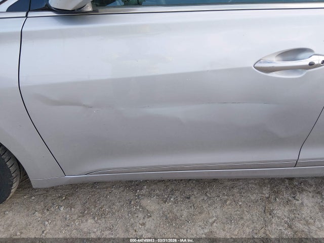 HYUNDAI AZERA LIMITED - 6