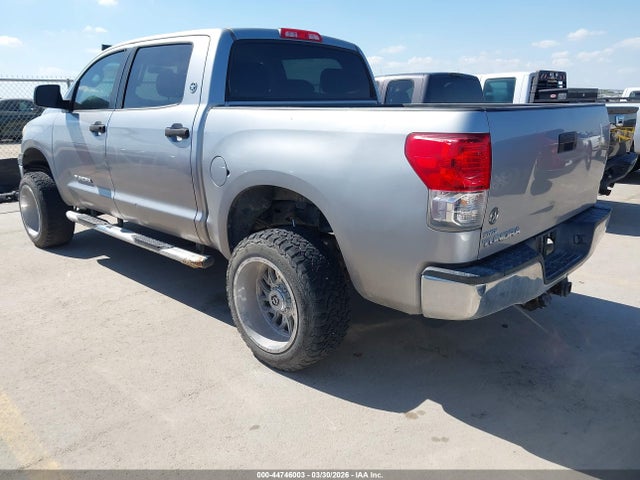 TOYOTA TUNDRA - 3