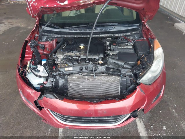 HYUNDAI ELANTRA GLS - 10