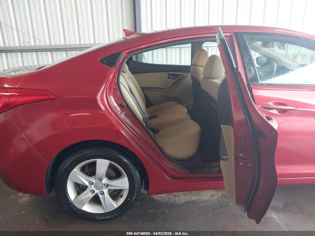 HYUNDAI ELANTRA GLS - 8