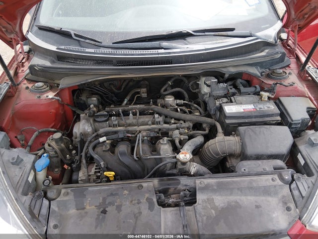 HYUNDAI VELOSTER - 10