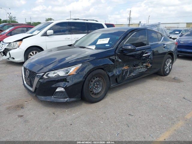 2019 Nissan ALTIMA 2.5 S — фото 2