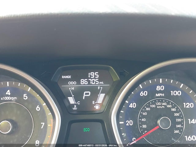 HYUNDAI ELANTRA GLS - 7