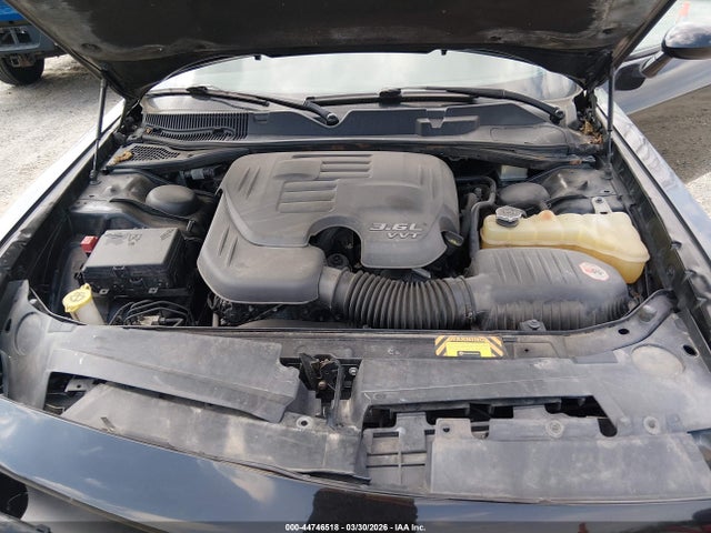 DODGE CHALLENGER SXT - 10