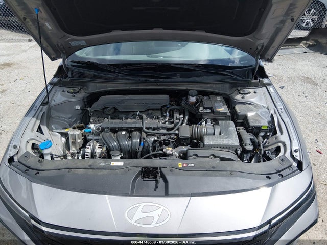 HYUNDAI ELANTRA SEL CONVENIENCE - 10