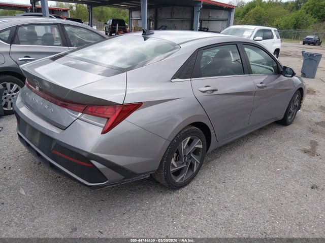 HYUNDAI ELANTRA SEL CONVENIENCE - 4