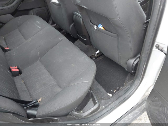 FORD FOCUS SE - 8