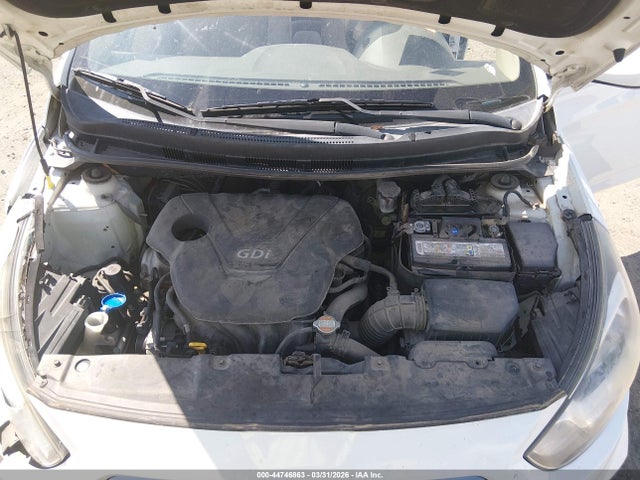 HYUNDAI ACCENT GLS - 10