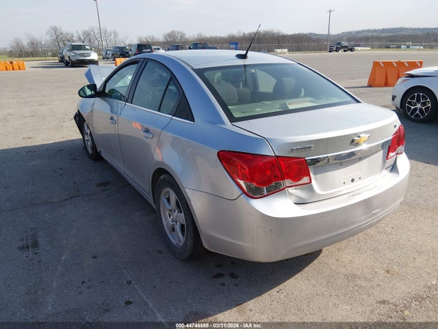 CHEVROLET CRUZE - 3
