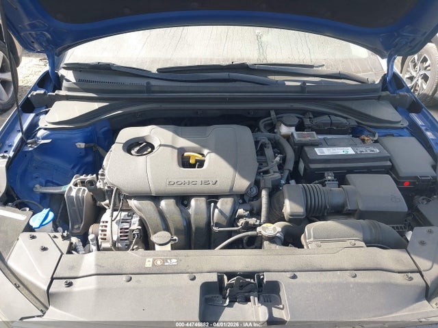 HYUNDAI ELANTRA - 10