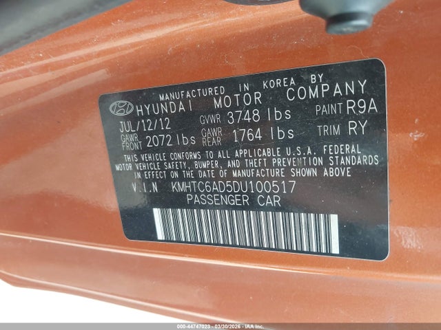 HYUNDAI VELOSTER BASE W/BLACK - 9