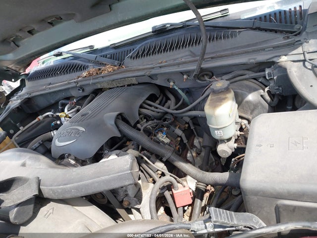 CHEVROLET AVALANCHE 1500 - 10