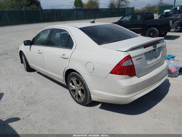 FORD FUSION SE - 3