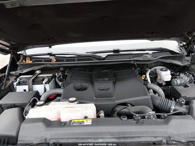 TOYOTA TUNDRA - 10