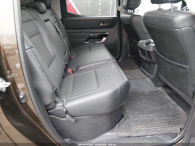 TOYOTA TUNDRA - 8