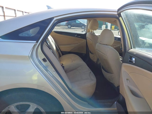 HYUNDAI SONATA GLS - 8