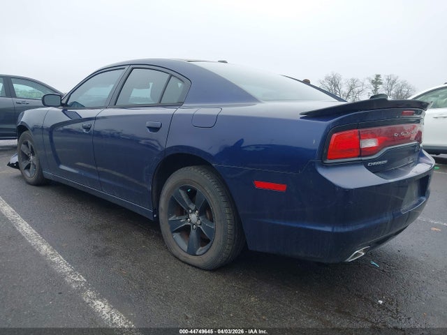 DODGE CHARGER SE - 3