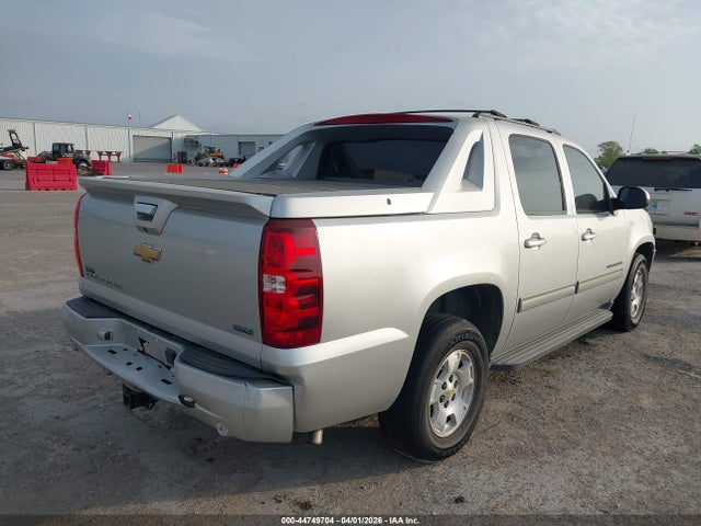 CHEVROLET AVALANCHE 1500 LS - 4