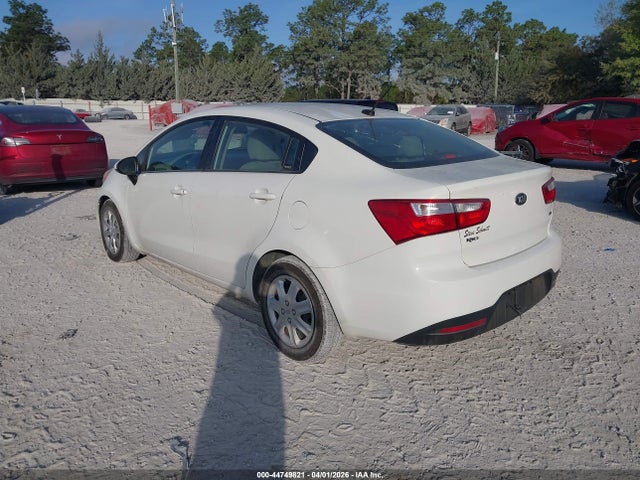 KIA RIO LX - 3