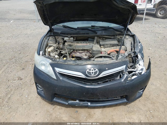 TOYOTA CAMRY - 10