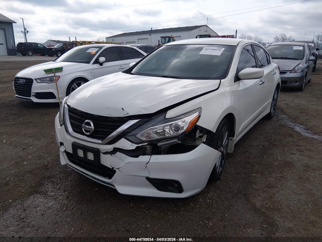 2018 Nissan ALTIMA 2.5 SR — фото 2