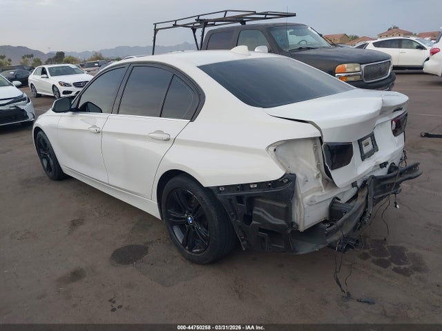 2017 BMW 330I 照片 3