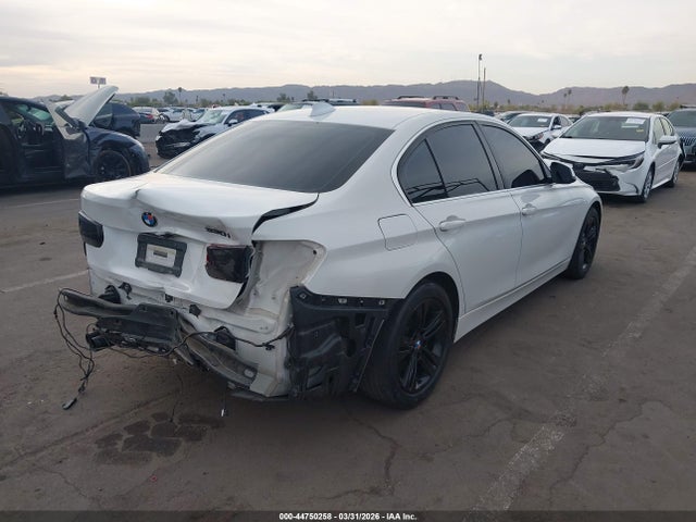 2017 BMW 330I 照片 4