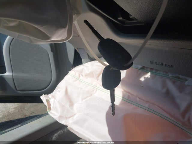 2017 Toyota CAMRY LE thumbnail 11