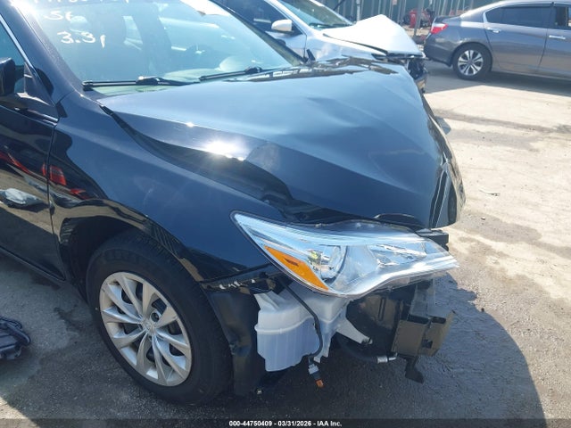 2017 Toyota CAMRY LE thumbnail 18