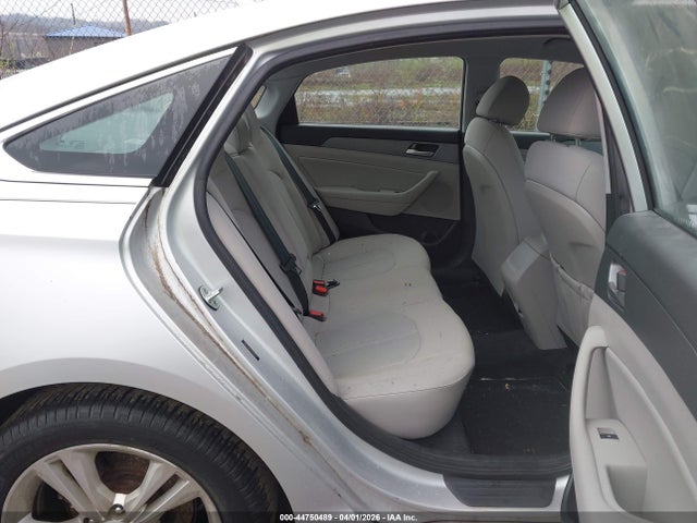 HYUNDAI SONATA SEL - 8