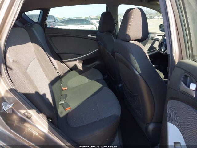 HYUNDAI ACCENT GS - 8