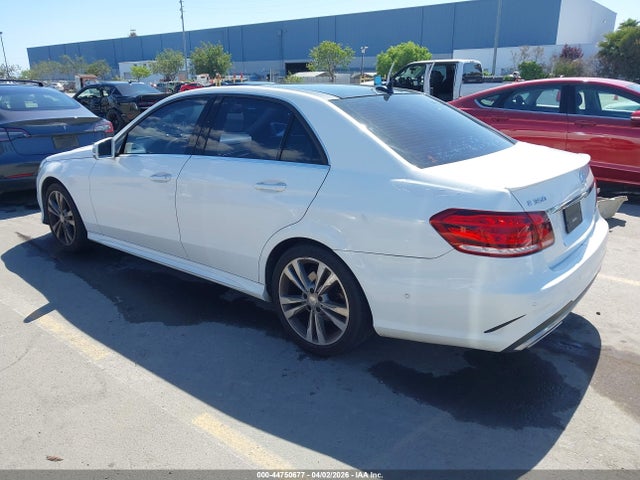 MERCEDES-BENZ E-CLASS - 3