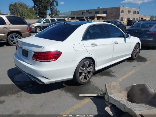 MERCEDES-BENZ E-CLASS - 4