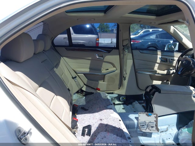 MERCEDES-BENZ E-CLASS - 8