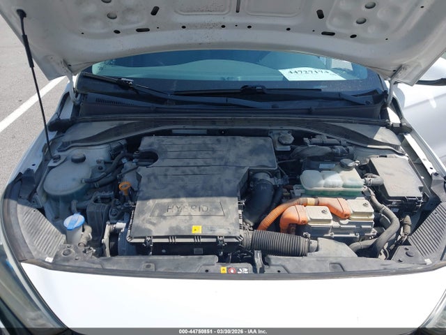 HYUNDAI IONIQ HYBRID BLUE - 10