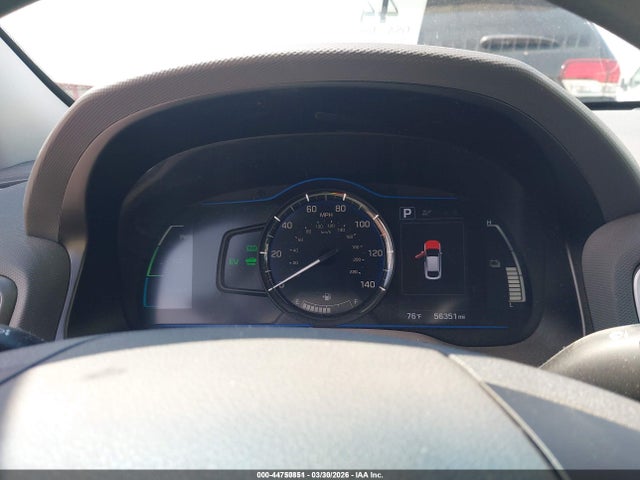 HYUNDAI IONIQ HYBRID BLUE - 7