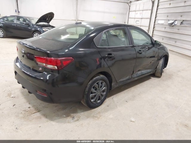KIA RIO S - 4