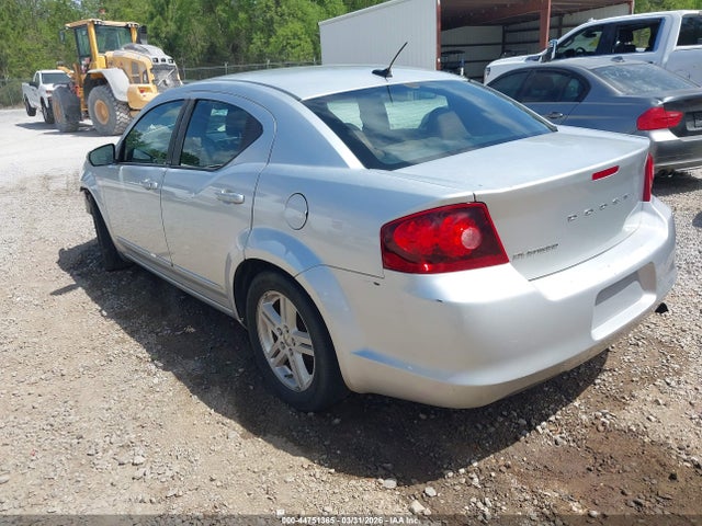 DODGE AVENGER SXT - 3