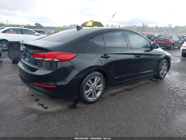 صورة 4 لـ 2017 Hyundai ELANTRA SE