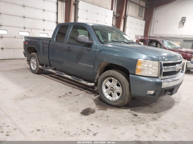 CHEVROLET SILVERADO 1500 LT1 - 1