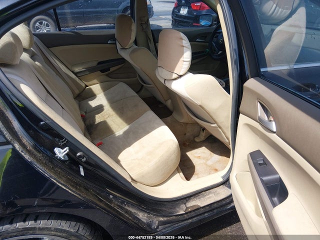 HONDA ACCORD 2.4 LX - 8